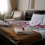 Hotel Grand 3*