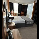 Grand Hotel