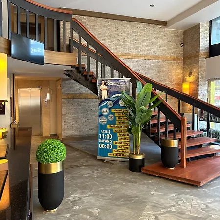 Hotel Grand