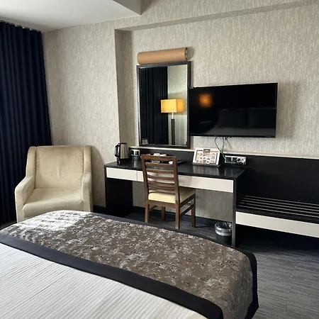 Grand Hotel 3*