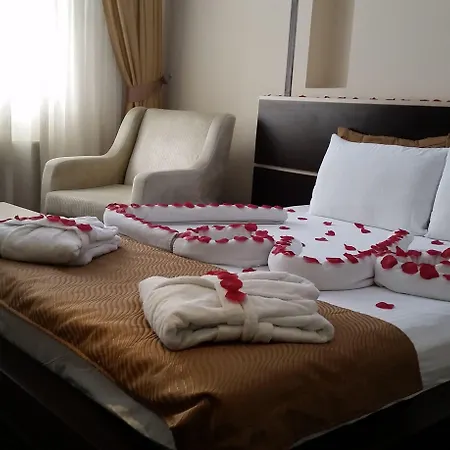 Hotel Grand 3*