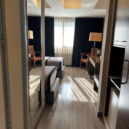 Hotel Grand