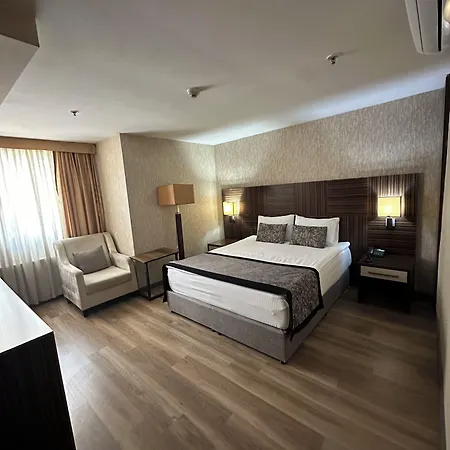 Hotel Grand